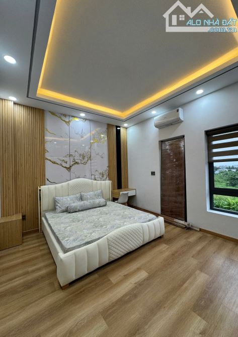Q7 HOÀNG QUỐC VIỆT 5x12.5M 5 TẦNG 4 PN CÓ THANG MÁY Ô TÔ NGỦ NHÀ 12.xT - 4
