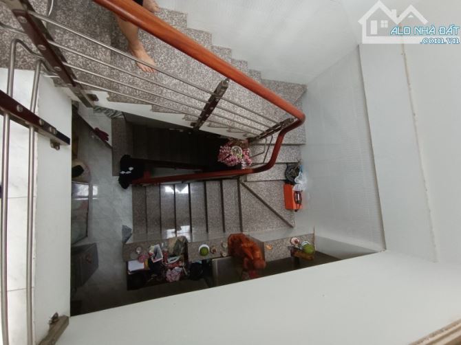 Bán nhà Trịnh Đình Trọng - 112m2 (4.3 x 26)m - 388m2 sàn - Hẻm 10m xe tải thông - 4