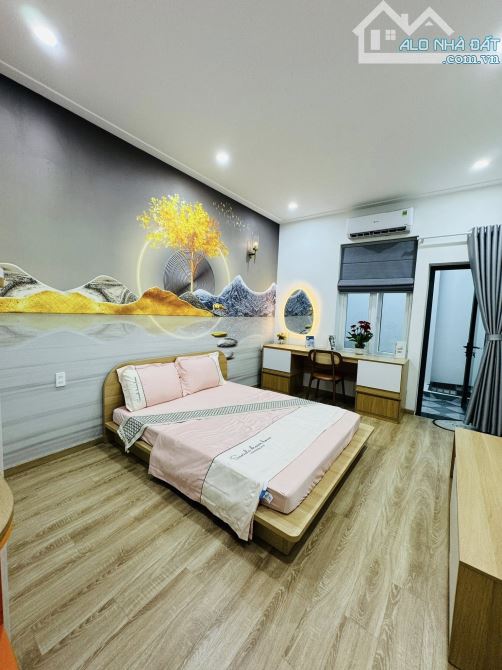 Siêu phẩm vị trí đẹp Bùi Quang Là - xe hơi để trong nhà - gần 70m2 - 3PN - full nội thất - 4