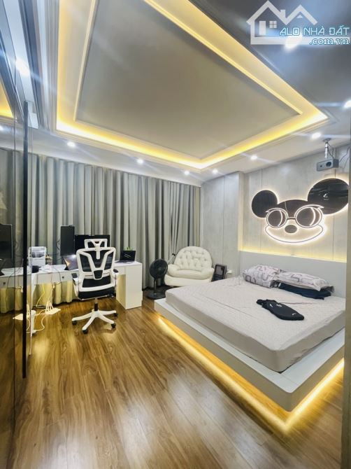 Cổ Nhuế  nhà mới 7 tầng thang máy đầy đủ nội thất khách chỉ sách vali vào ở luôn - 4