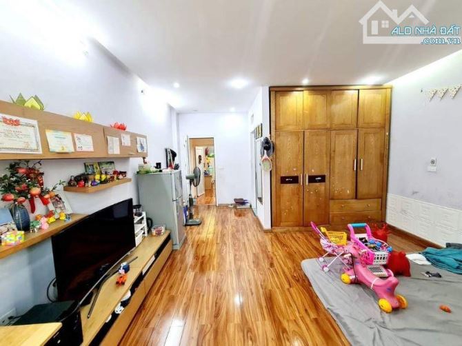 cơ hội đầu tư tại Chùa Láng – 53m², 5 tầng, ô tô đỗ cửa, giá 18,9 tỷ - 4