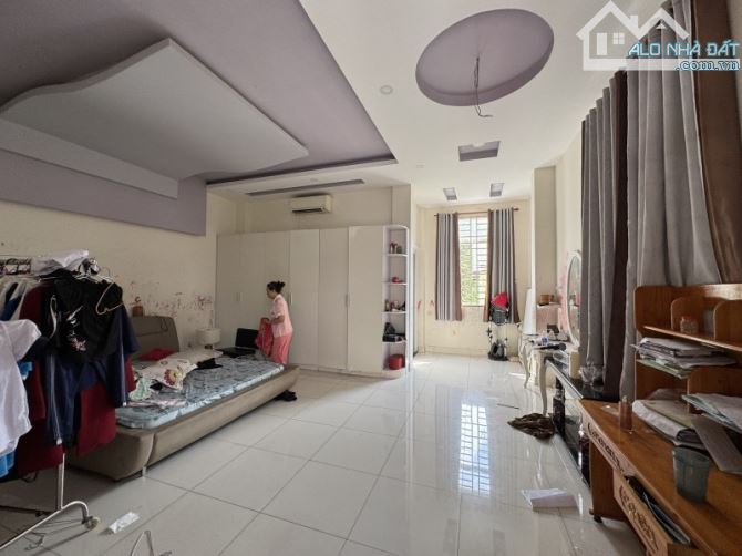 Bán nhà Đặng Văn Bi, Thủ Đức, TP HCM, DT 176m2, 3 tầng, 4PN, SH, Giá13.3 tỷ. - 4