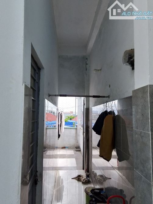 BÁN DÃY TRỌ 3 TẦNG - 80m2 - 10 Phòng - Dòng tiền 22tr/ tháng - GẦN BẾN XE - 4