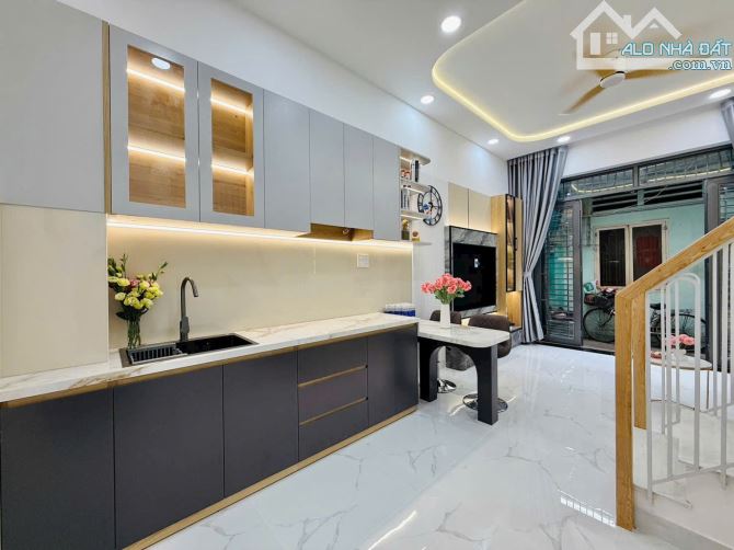 BÁN NHÀ-3lầu 3pn-Đ.LÊ ĐỨC THỌ, PHƯỜNG 17, GÒ VẤP. GIÁ: 3.xx TỶ - 5