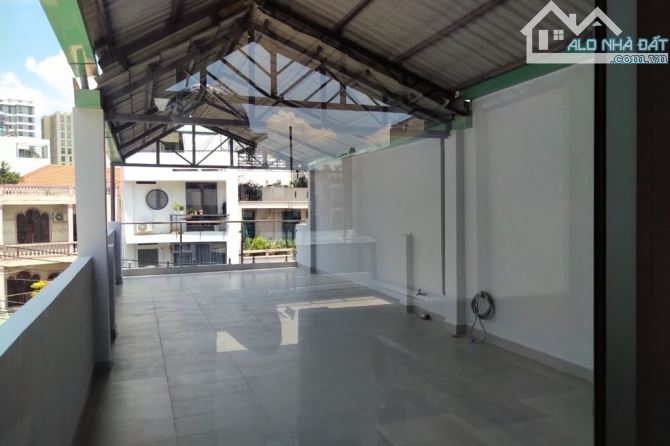 ĐIỆN BIÊN PHỦ P17 BT SÁT 5TRƯỜNG ĐH 110M2 NGANG 4 NHÀ 4 TẦNG ST - 5