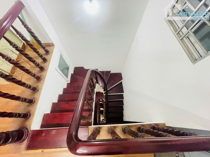 BÁN NHÀ TRẦN CUNG CẠNH KĐT NAM CƯỜNG, 40M2, 5 TẦNG, MT 4M, NHÀ ĐẸP NỘI THẤT XỊN, GIÁ 9 TỶ - 5