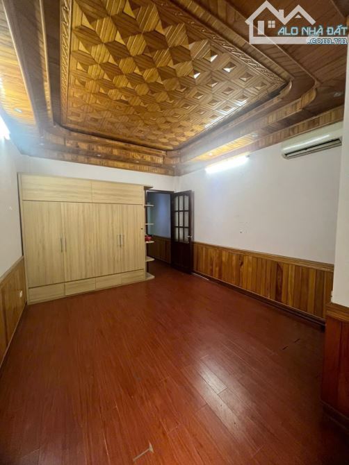 Cho thuê nhà riêng Duy Tân, Cầu Giấy. 24 triệu. DT 55m2, 5 tầng, MT 4m. Ngoc oto, nhà sạch - 5