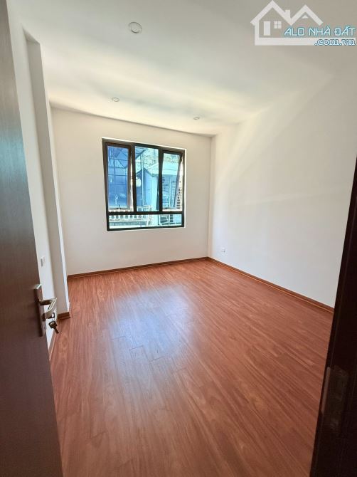 SIÊU PHẨM PHÂN LÔ Ô TÔ TRÁNH HOÀNG VĂN THÁI 40MX4T, Ở VÀ KINH DOANH. - 5