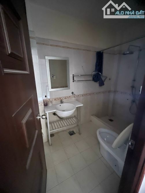 DÒNG TIỀN 25TR/ THÁNG -  CHDV - HOÀNG HOA THÁM, BÌNH THẠNH - 3 TẦNG BTCT - CHỈ 7 t.ỷ - 5