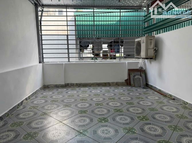 BÁN NHÀ PHỐ THẠCH BÀN LONG BIÊN 5.4 TỶ 35m 5 TẦNG, MT 4m Ô TÔ KINH DOANH - 5