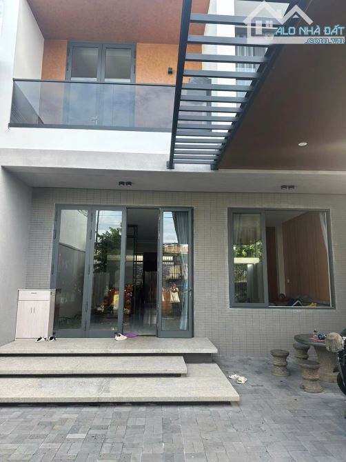 Bán nhà 1 trệt 1 lầu đường Trần Quang Diệu, Long Toàn - Giá bán: 7,2 tỷ - Diện tích: 216m2 - 5