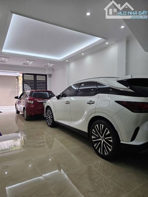 CC BÁN NHÀ RIÊNG PHÙNG CHÍ KIÊN CẦU GIẤY, số 16 ngõ 93 MỚI XÂY - THANG MÁY - 6 TẦNG - 5