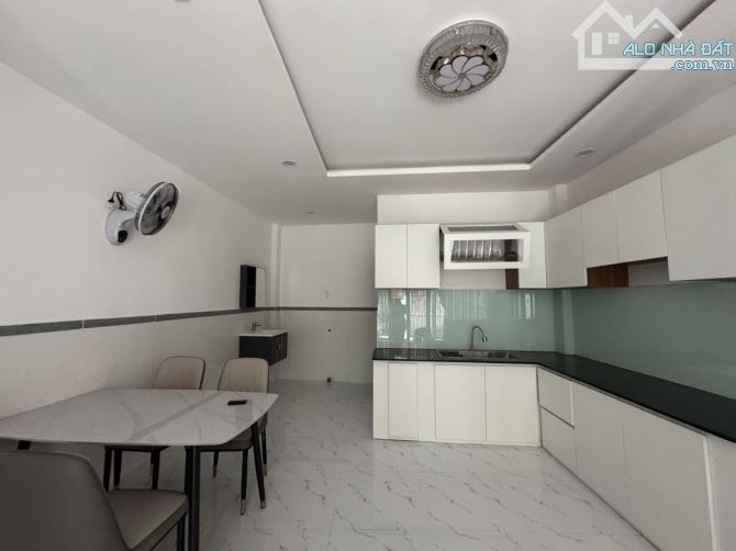 🔥🔥 CHÂN DÀI TĂNG NHƠN PHÚ A - HẺM XE HƠI THÔNG - 42m2 - NHỈNH 3 TỶ TL - 5