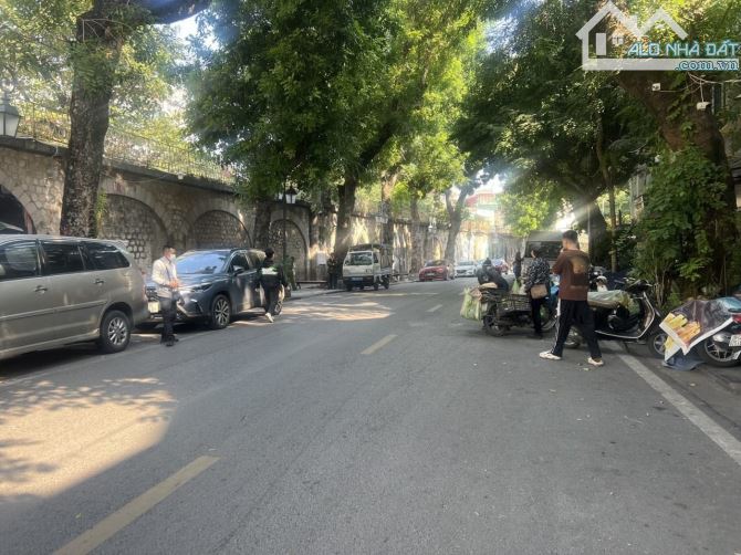 Bán Nhà Mặt Phố Phùng Hưng Hoàn Kiếm 103m2-4T MT5,4m 2 Vỉa Hè 89,5 Tỷ Có Thương Lượng. - 5