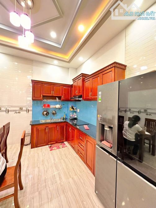 NHÀ ĐẸP – XÂY Ở KIÊN CỐ, NHƯ MỚI - 3 TẦNG 5.X TỶ, Q12 - 5
