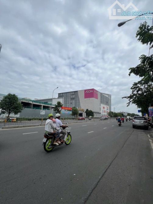 A126 - NGAY AEON BÌNH TÂN, HẺM XE HƠI, 4X15M, 3 TẦNG, CHỈ 7 TỶ X - 5