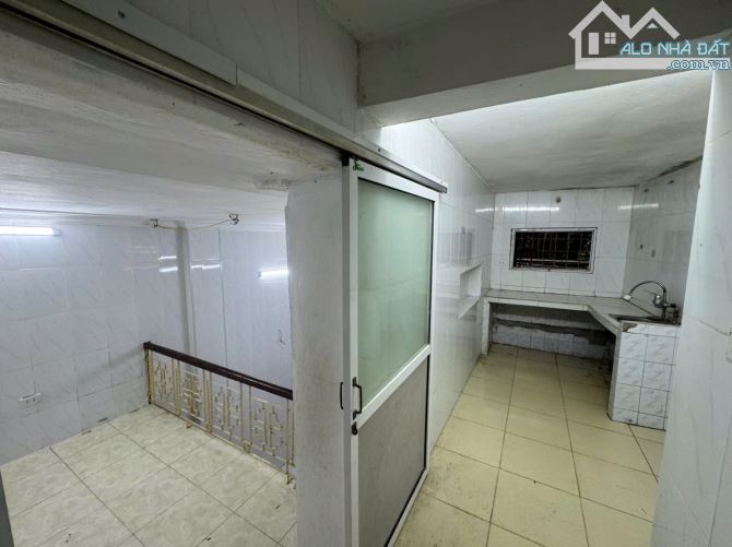 Nhà 3T ngõ Văn Hương ngõ 3,5m oto 5 tạ đỗ cửa kd sầm uất nhà sát Mp - 5