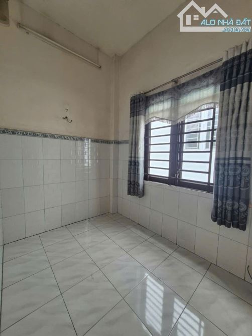 MẶT TIỀN KINH DOANH ĐƯỜNG LÊ LƠI THỊ TRẤN HÓC MÔN- SHR - GIÁ RẼ CHỈ 3,2 TỶ CÒN BỚT LỘC - 5