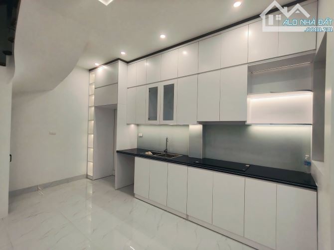 BÁN NHÀ NAM TỪ LIÊM – NHÀ ĐẸP Ở LUÔN 35M2–5 TẦNG–GIÁ 6.6 TỶ –GẦN VINSMART–Ô TÔ TRÁNH 50M - 5