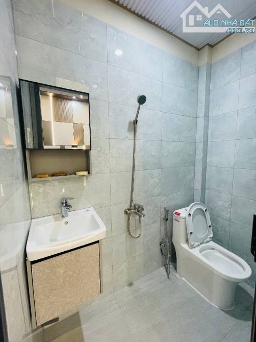 SIÊU PHẨM NHÀ MỚI – 2 TẦNG – TRƯƠNG THỊ HOA 🌟 📐 Diện tích: 50m² (4 x 12.5) 🏷 Giá chào: - 5