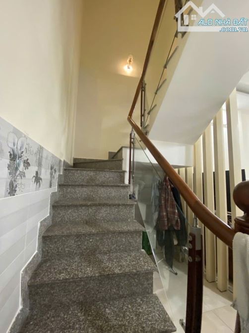 Nhà 2 tầng đường số 3 GV, 64m2, hẻm xe hơi thông, gần mặt tiền, chỉ 7.5 tỷ - 5