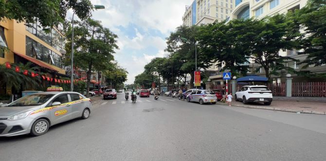 NHÀ MẶT PHỐ VÀNG HOÀNG NHƯ TIẾP, LÔ GÓC 88M, MT RỘNG, DÒNG TIỀN, KINH DOANH HÁI RA TIỀN. - 5