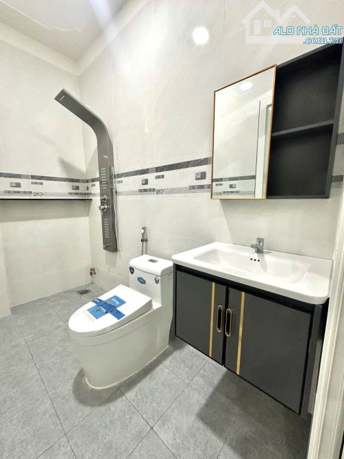 Bán nhà le phong y tế dĩ an nha 3 tầng dt 72m2 - 5