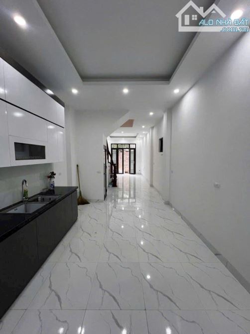 NHÀ MỚI  DI trạch–  KIM TRUNG HOÀI ĐỨC HÀ NỘI THIẾT KẾ HIỆN ĐẠI  DIỆN TÍCH 37M2 5 TẦNG - 5