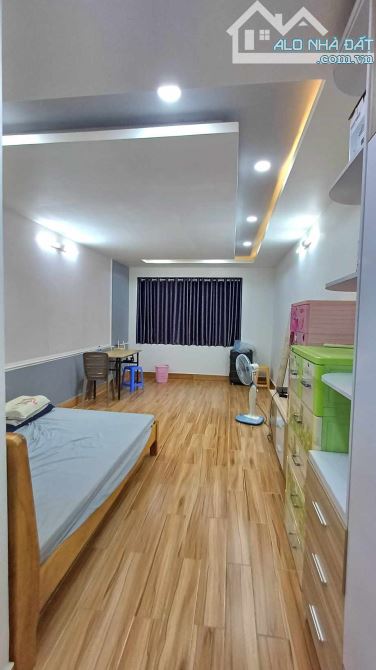 GÂP BÁN GIẢM SỐC 1.8 TỶ  💥 SIÊU PHẨM - PHÚ NHUẬN - 50M2 VUÔNG A4 - 5 TẦNG MỚI Ở NGAY - 5
