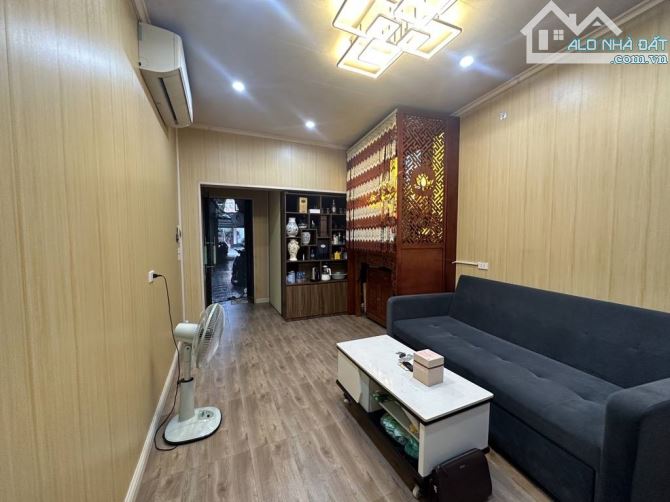 Nhà tầng 1, ngõ nông phố Ngô Thì Nhậm - Trung tâm quận HBT - nhà đẹp, giá rẻ để ở - 5