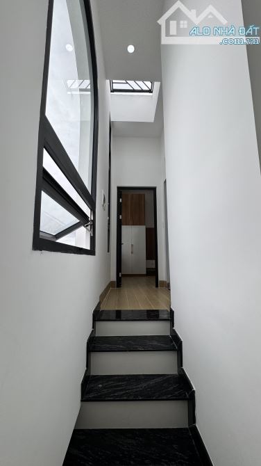 NHÀ TRỆT LẦU XÂY MỚI KIẾN TRÚC HIỆN ĐẠI |  THUỘC HẺM 311 ĐƯỜNG NGUYỄN VĂN CỪ | PHƯỜNG AN H - 5