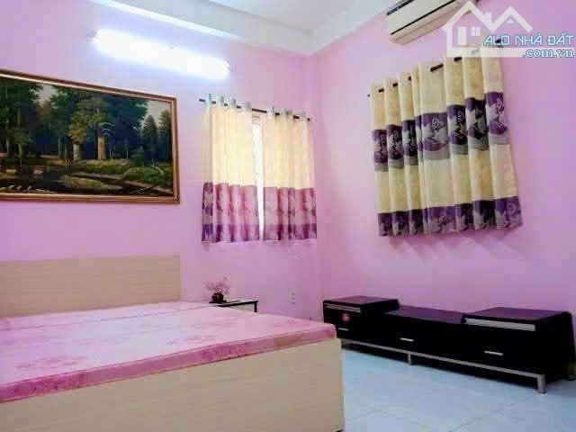 NHÀ TRUNG TÂM Q3, TRẦN QUANG DIỆU, PHƯỜNG 13-46M2-3 TẦNG - 6