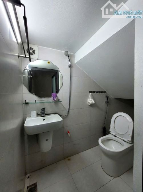 Bán nhà 3 tầng ngõ 198 Nguyễn Hữu Cầu,p Ngọc Châu, tp Hải Dương cũ - 6