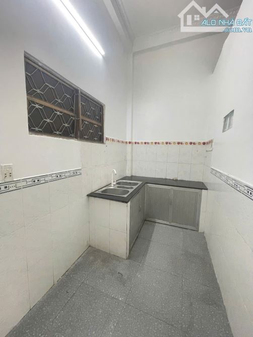 Nhà sổ hồng riêng xây dựng kiên cố 1 lầu 4mx14m tân thới hiệp 21 quận 12 - 6