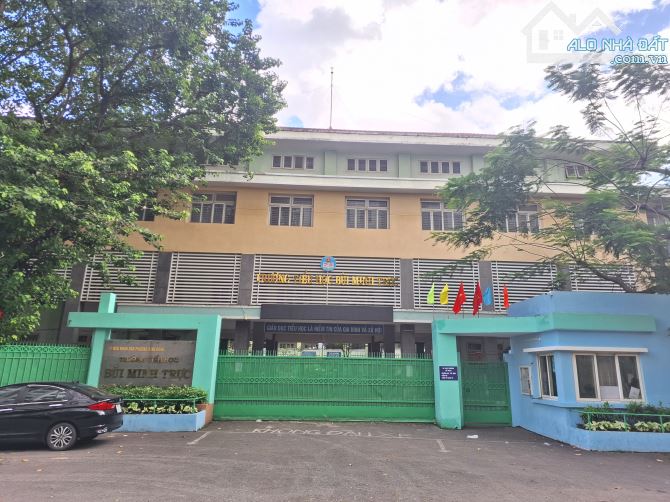 59 M2 - 2 TẦNG - 4.35 T.Ỷ - XE HƠI VÀO NHÀ - PHẠM THÊ HIỂN Q.8 TP.HCM - 6