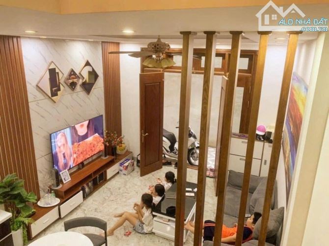 bán nhà phố nguyễn sơn - long biên - nhà đẹp - ô tô thông - 32m2 - 5 tầng - giá 8.68 tỷ . - 6