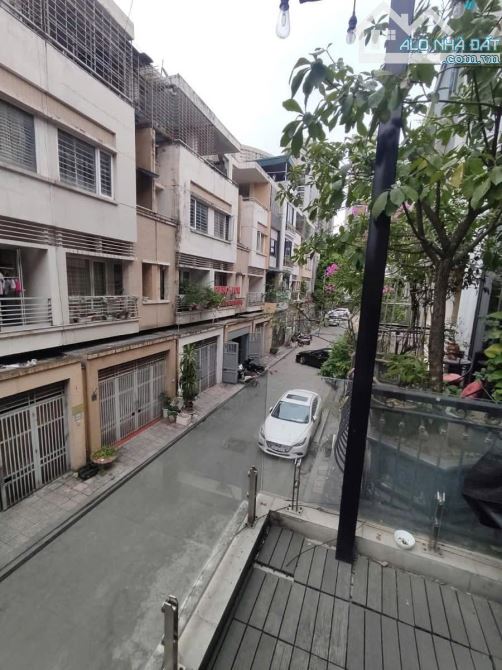 Cho thuê Liền kề Văn Phú - Hà Đông : Nhà đẹp 80m, 4 tầng, có 22 triệu - 6