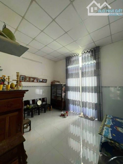 Bán gấp căn nhà Đ.Tân Hiệp 4 - hóc môn - 129m2 - Giá 1 tỷ - SHR - 2PN - 6