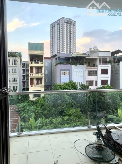 Cho thuê Liền kề Vạn Phúc. Nhà mới Đẹp. Có 18 triệu. - 6