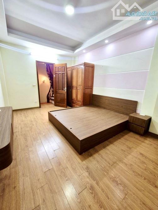 💥CẦU GIẤY- 35M*5T- NHÀ ĐẸP Ở NGAY- 3 NGỦ ĐỦ CÔNG NĂNG - 6