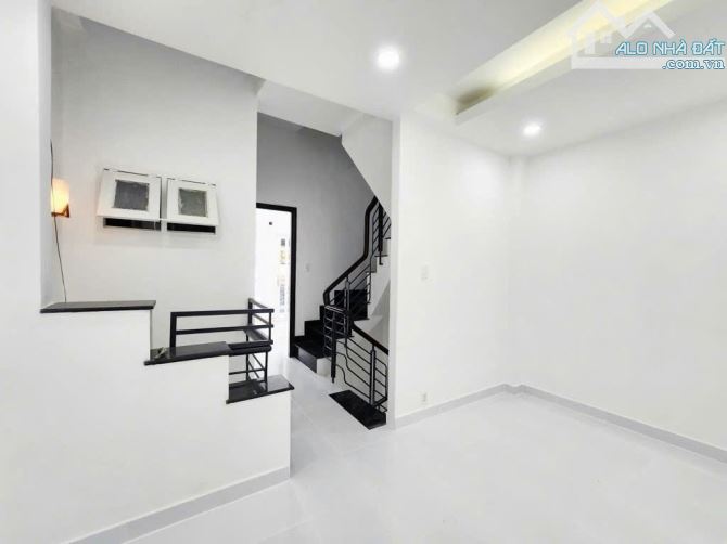 Bán Nhà Hẻm 4m, Trần Văn Ơn - P.Tân Sơn Nhì, Tân Phú, 6.38Tỷ, 37m2(4,1x9), 5Tầng - 6