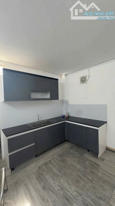 Bán nhà mặt tiền lớn Nguyễn Ái Quốc- P.Tân mai - 6