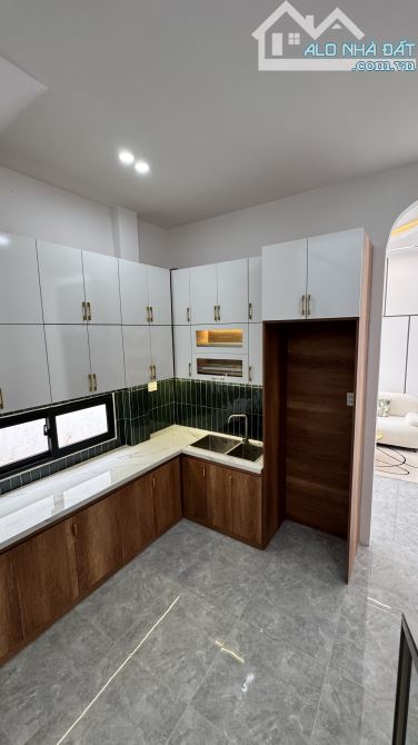 NHÀ TRỆT LẦU XÂY MỚI KIẾN TRÚC HIỆN ĐẠI |  THUỘC HẺM 311 ĐƯỜNG NGUYỄN VĂN CỪ | PHƯỜNG AN H - 6