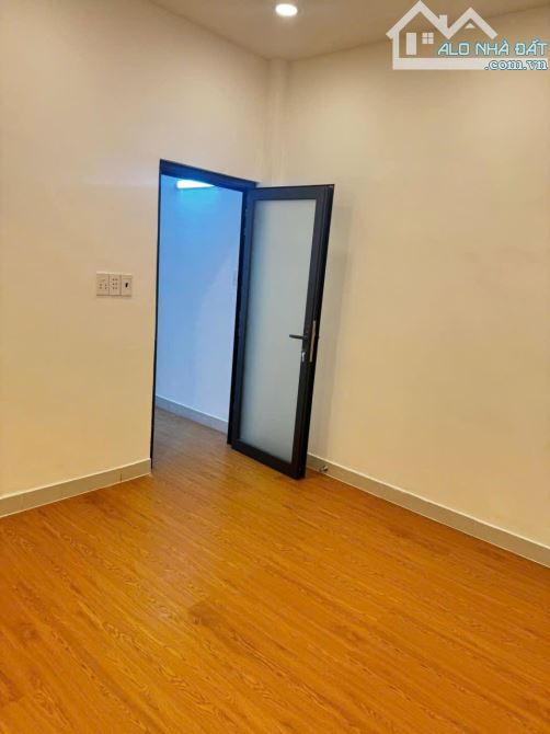 Bán Nhà hẻm 769 Phạm Thế hiển- 39.5m/2- 3.5m x 11.57m2- 2 Lầu +3PN -2WC - F4 Q8 - 7
