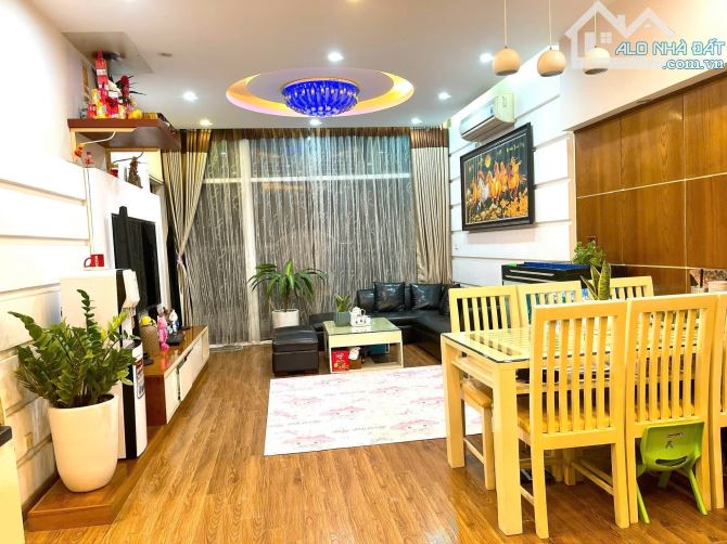Chung cư CT2, Coma 6, Dream Tower, đường 70, Tây Mỗ, Nam Từ Liêm:99m, 3ngủ, 2wc, chào 6.4t - 7