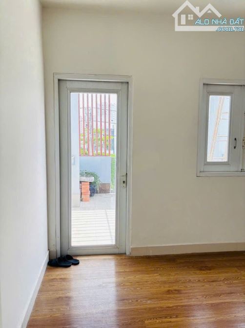 Nhà đẹp gần chợ Hiệp Bình, sân đậu ôt. 1 trệt 2 lầu, 3pn 4wc, sẵn nội thất - 7