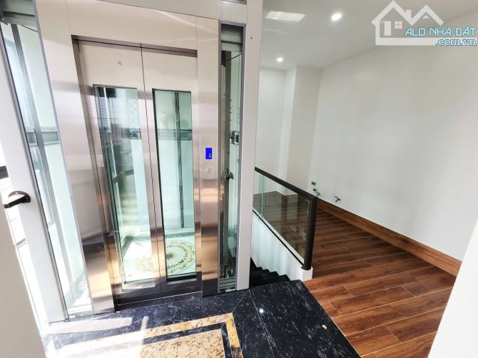 6 tầng thang máy xây mới Nguyễn Văn Cừ, 20m ra Phố, 45m2 sổ x mtiền 8m,full đồ.Giá 11.6 tỷ - 7