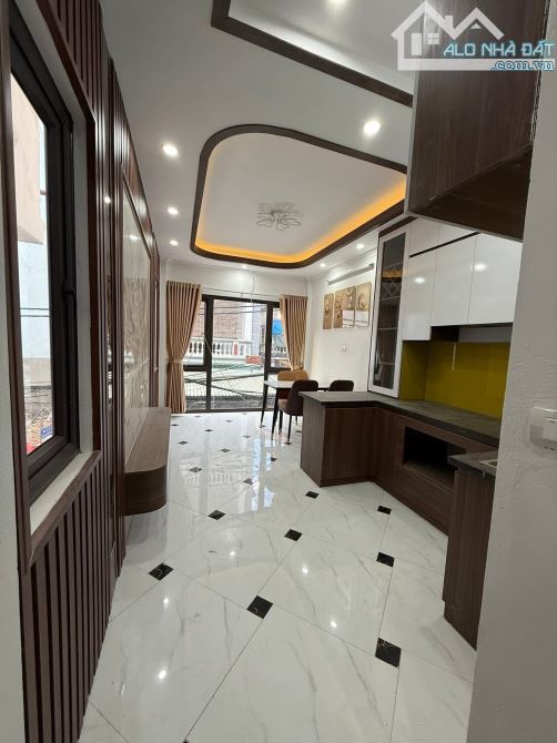 Giảm 300tr - Bán Gấp Nhà khu Hồ Tùng Mậu 30m2 5 tầng giá 8,85 tỷ - sổ đỏ CC - 7