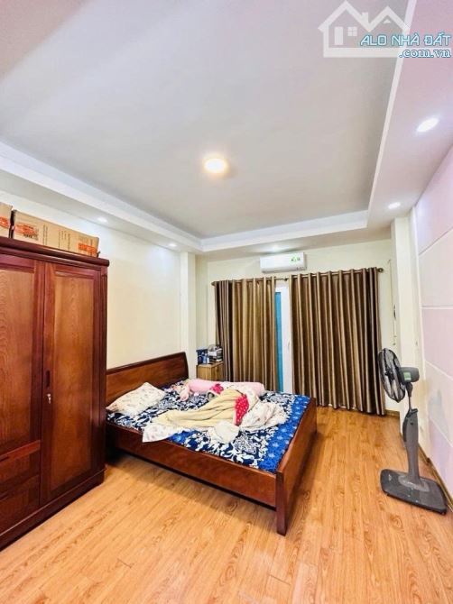 🚗 ĐẸP KEENG! NHÀ CẦU GIẤY - PHÂN LÔ, 5 TẦNG, NỞ HẬU, ĐẸP, Ở SƯỚNG. - 7