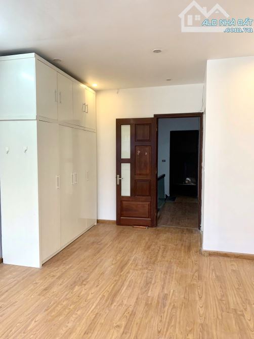 Cho thuê Liền kề Vạn Phúc. Nhà mới Đẹp. Có 18 triệu. - 7